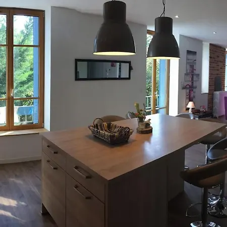 T3 De Charme Idealement Situe Apartment